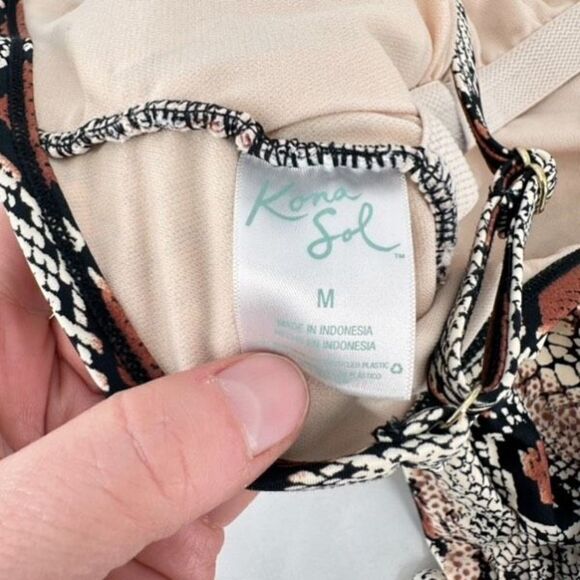 Kona Sol Medium Animal Print Snake Medium Coverage One Piece‎ Bathing Suit NWOT - Picture 5 of 10
